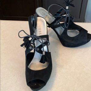 Guess peep toe tassel heels in size 10